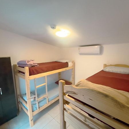 Del Barcito Hostel And Suites بونتا دل استي المظهر الخارجي الصورة