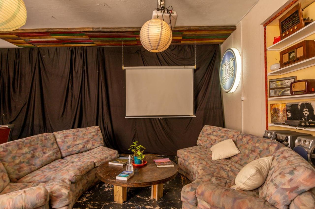 Del Barcito Hostel And Suites بونتا دل استي المظهر الخارجي الصورة